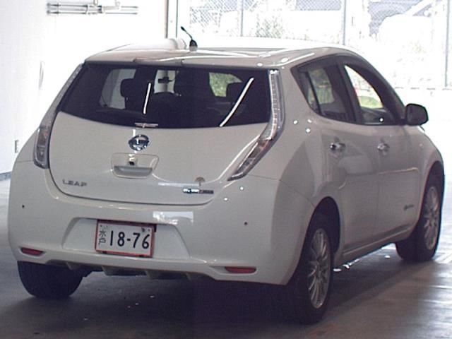 2015 Nissan Leaf X auction photo 5