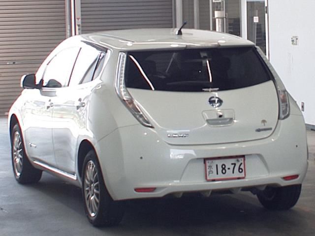 2015 Nissan Leaf X auction photo 2