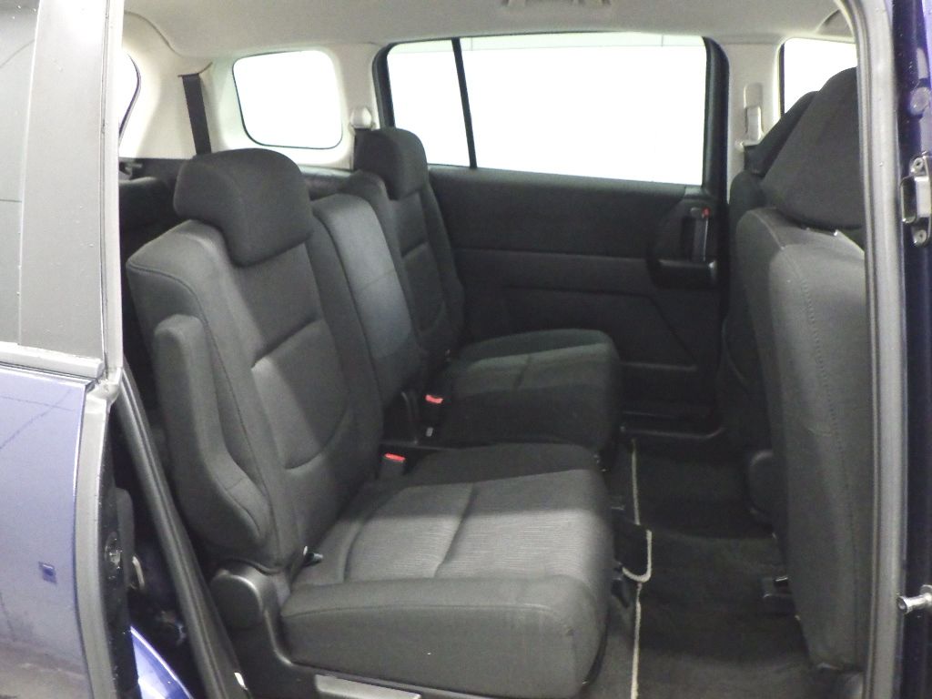 2010 Mazda Premacy 20S auction photo 7