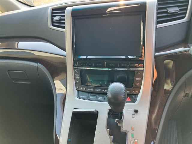 2015 Toyota Alphard 240S auction photo 6