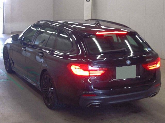 2020 BMW 5 Series 523IツリングEDMI auction photo 2