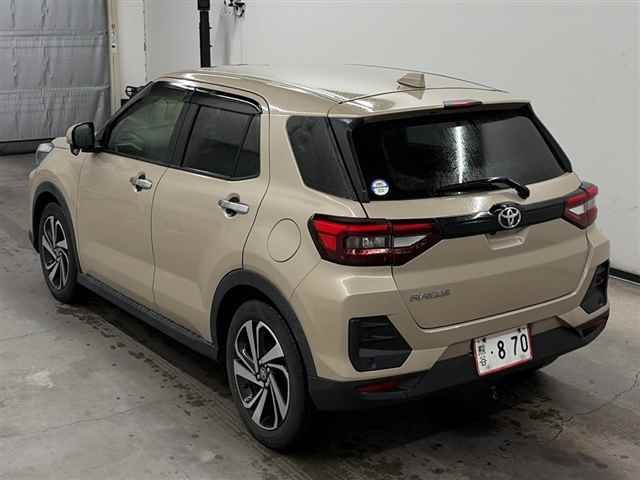 2022 Toyota Raize Z 4WD auction photo 2