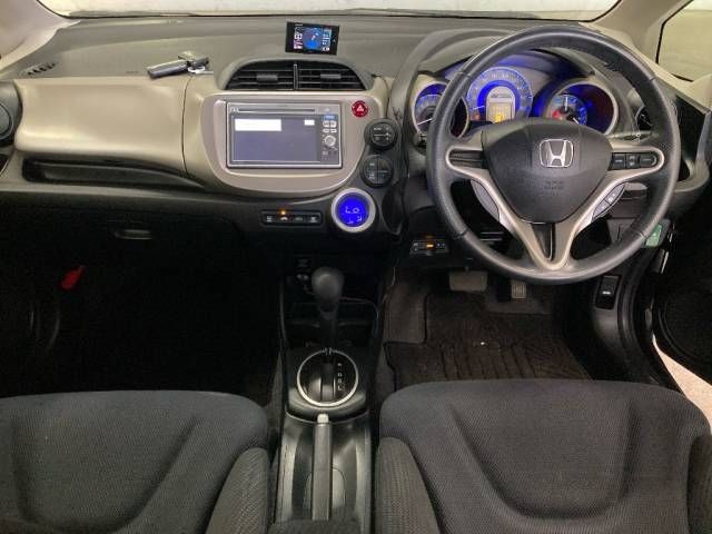 2012 Honda Fit ハイブリッド・10thアニバーサリ auction photo 2