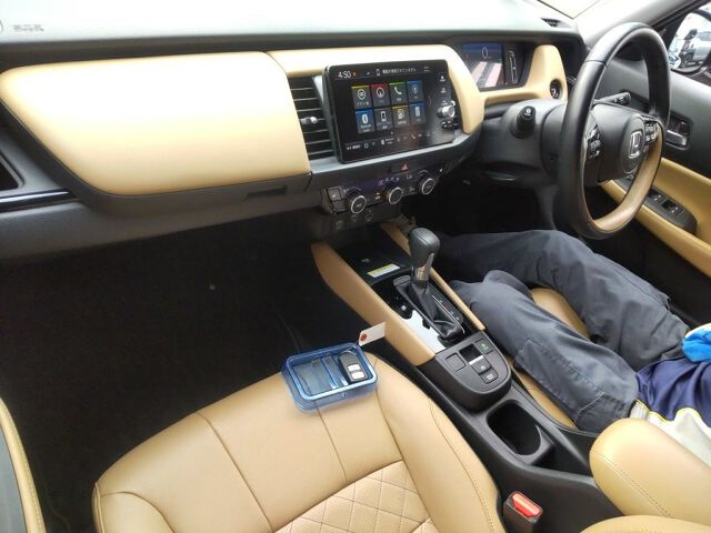 2024 Honda Fit EHEVリュクス auction photo 3