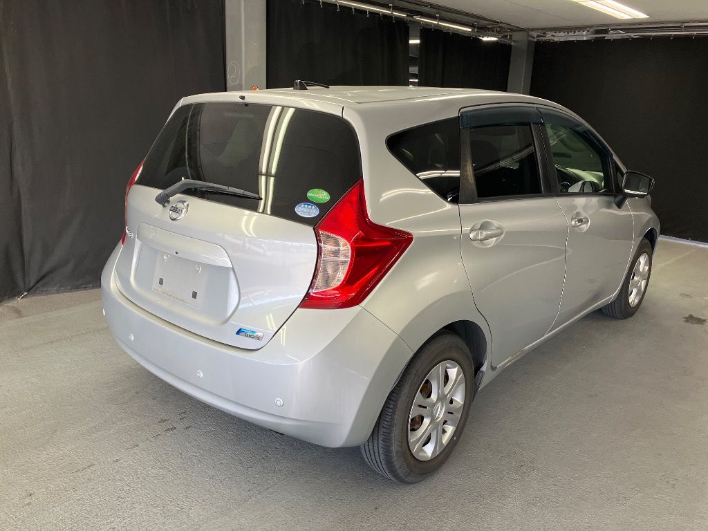 2015 Nissan Note X DIG-S auction photo 4