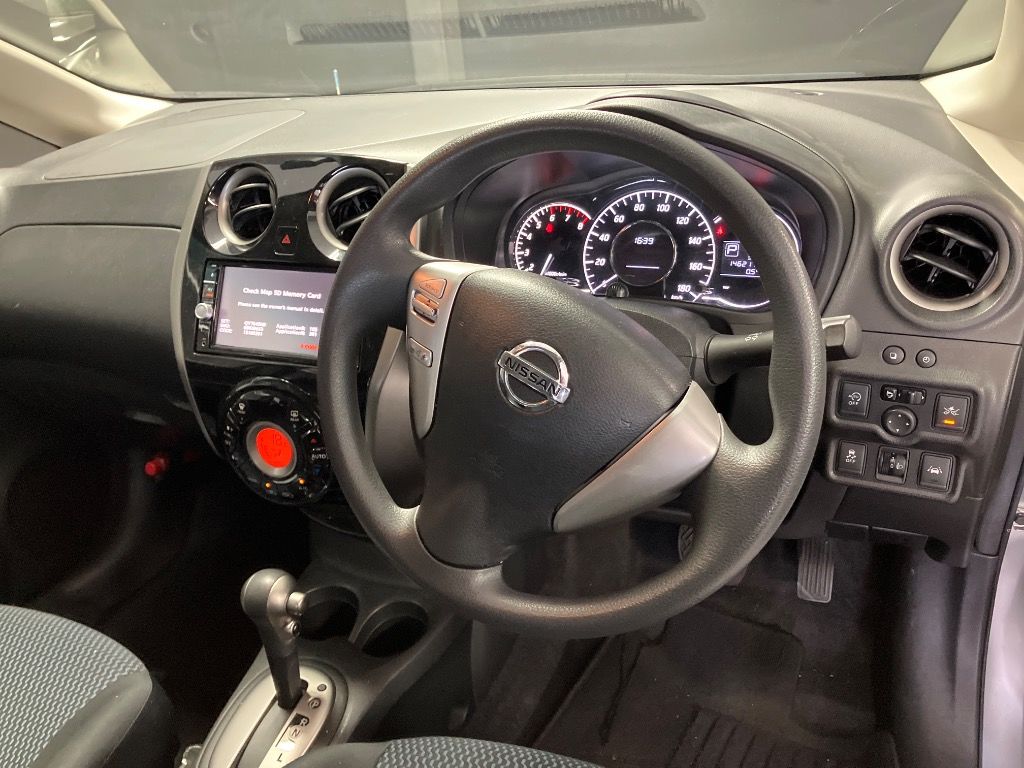 2015 Nissan Note X DIG-S auction photo 3