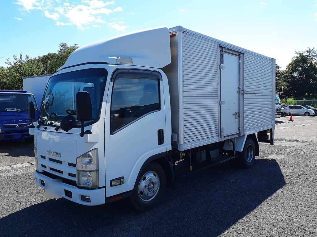 Japan Auction Vehicles 12 2009 Isuzu Elf PG auction photo