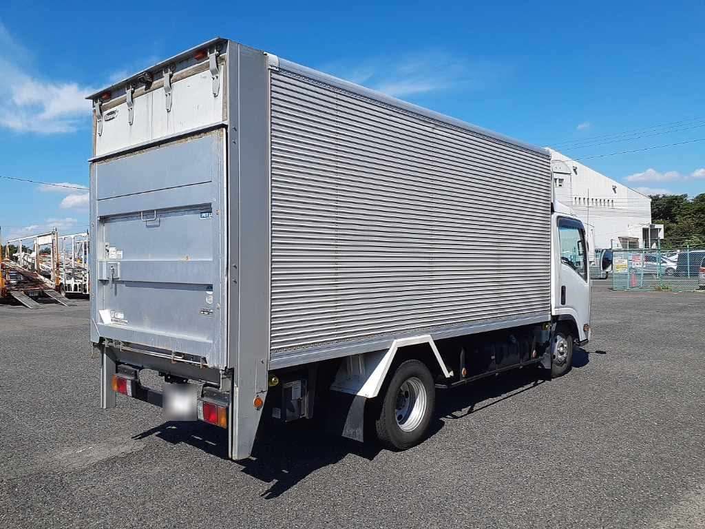 2009 Isuzu Elf PG auction photo 2