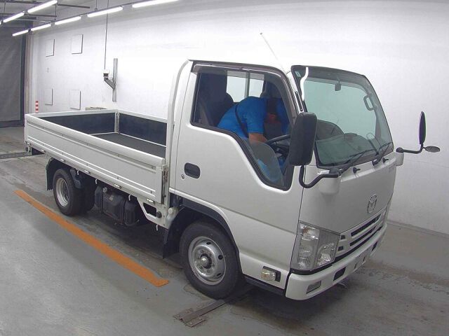 2018 Mazda タイタントラック Flat Low Japan auction vehicle