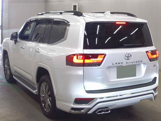 2025 Toyota Land Cruiser ZX 4WD auction photo 2