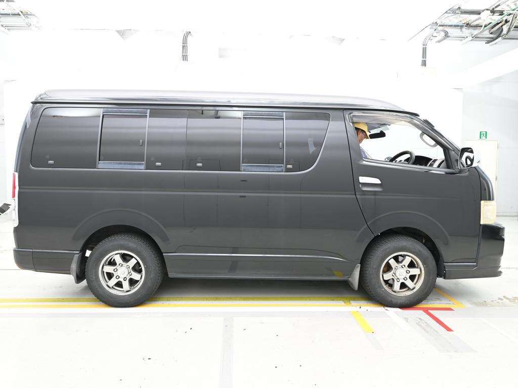 2010 Toyota Hiace GL 4WD auction photo 3