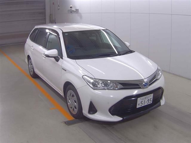 2019 Toyota Corolla Fielder ハイブリッドG Japan auction vehicle