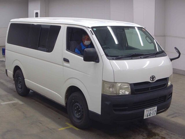 Japan Auction Vehicles 8 2007 Toyota Hiace Long DX 4WD auction photo