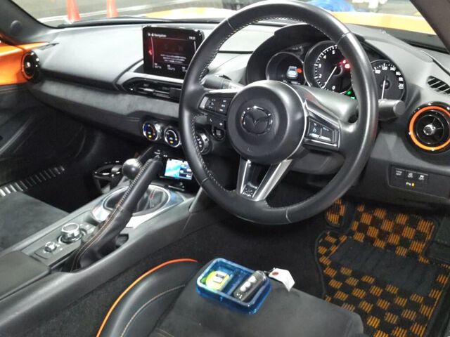 2019 Mazda ロードスターRF 30THキネンシャ auction photo 3