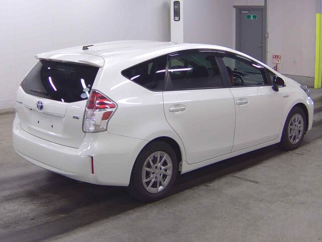 2019 Toyota Prius Alpha Sチューンブラック2 auction photo 5