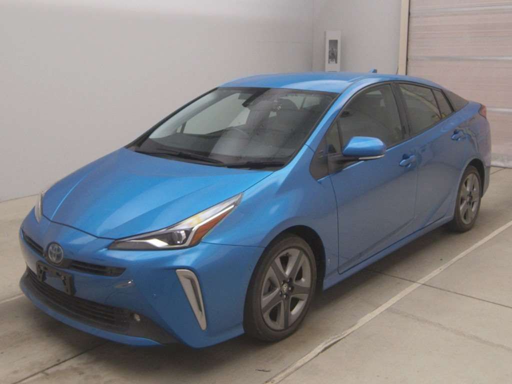 2020 Toyota Prius Aツーリングセレクション Japan auction vehicle