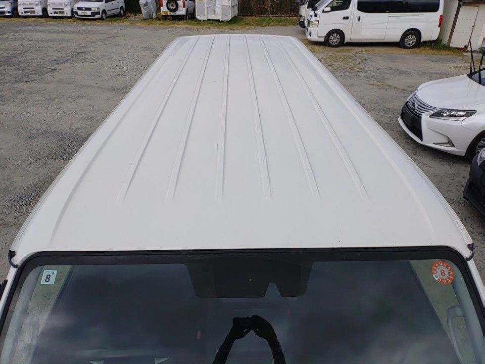 2020 Toyota Hiace auction photo 7