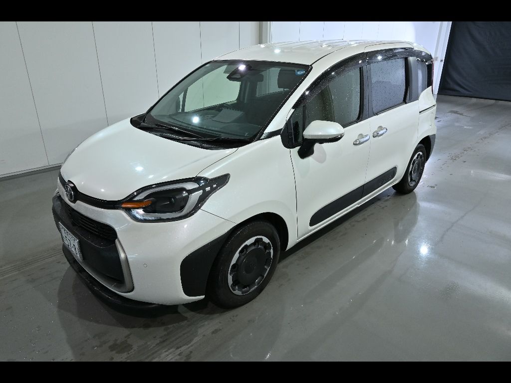 2023 Toyota Sienta Z 5 people auction photo 4