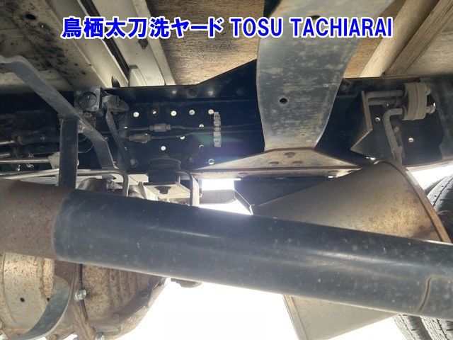2013 Isuzu Elf Double cab auction photo 17