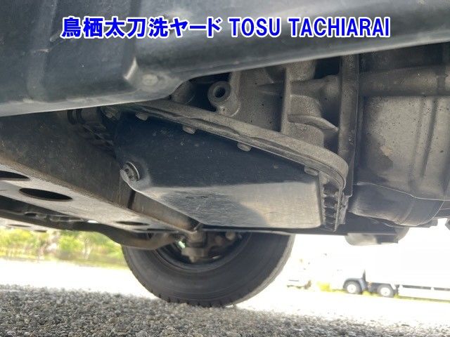 2013 Isuzu Elf Double cab auction photo 10