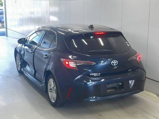 2018 Toyota Corolla Sport ハイブリッドG auction photo 3