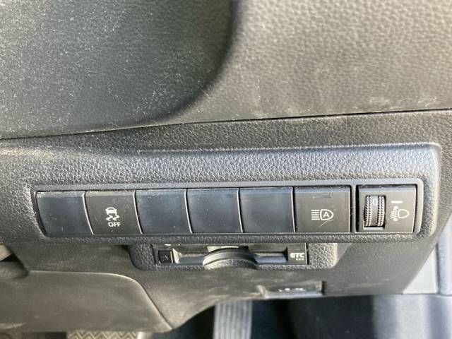 2018 Toyota Corolla Sport ハイブリッドG auction photo 5