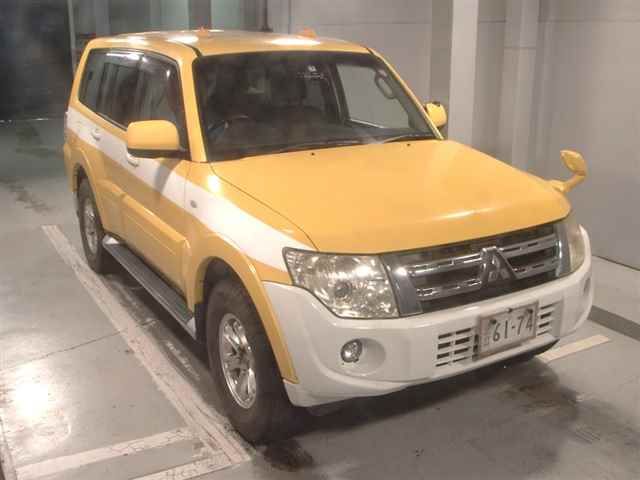 Japan Auction Vehicles 8 2014 Mitsubishi Pajero 4WD ロングGR auction photo