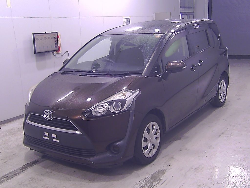 2015 Toyota Sienta X auction photo 4
