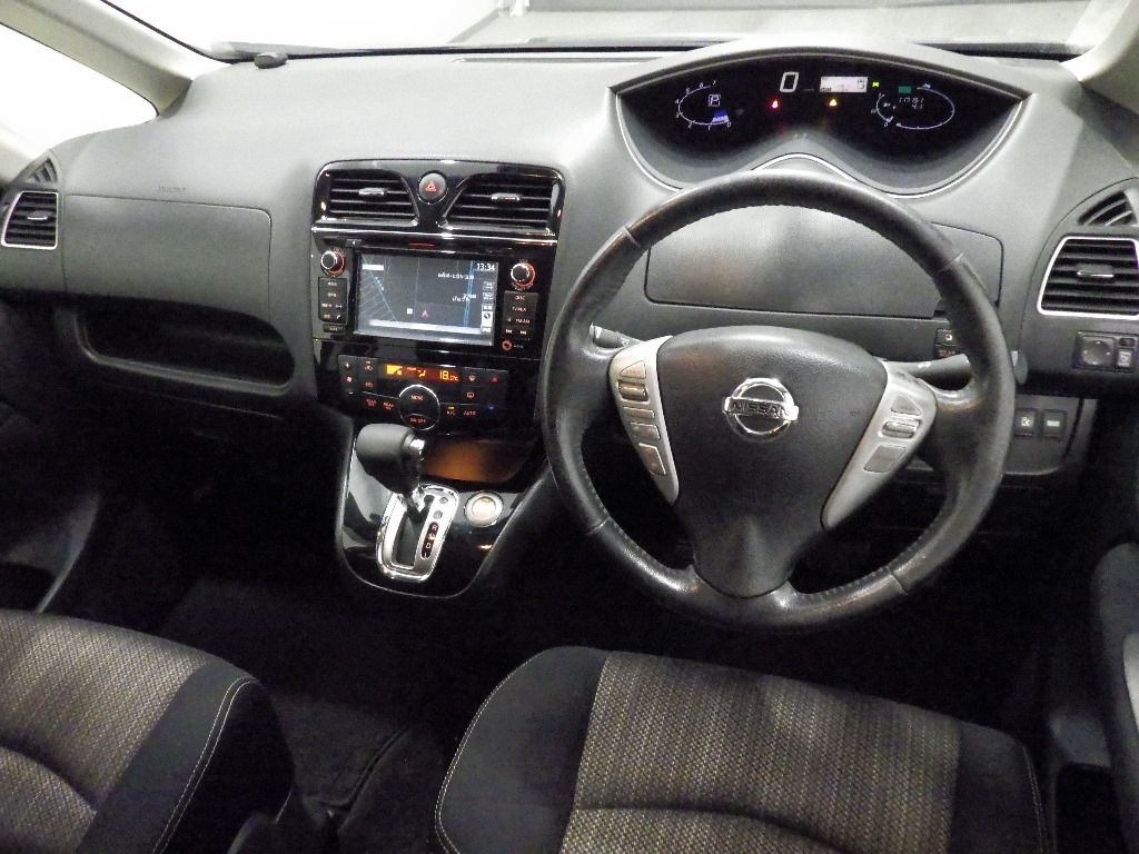 2014 Nissan Serena ハイウェイスターSハイブリッドアドバンスドセーフティパッケー auction photo 3