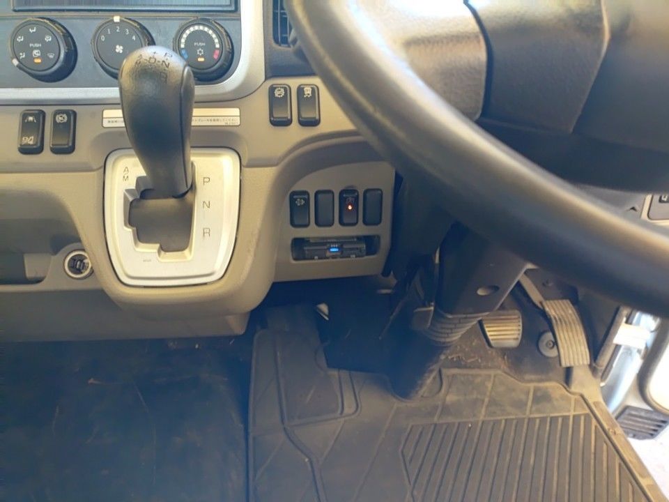 2021 Mitsubishi Fuso Canter auction photo 12