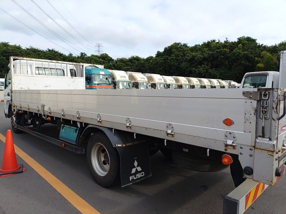 2021 Mitsubishi Fuso Canter auction photo 27