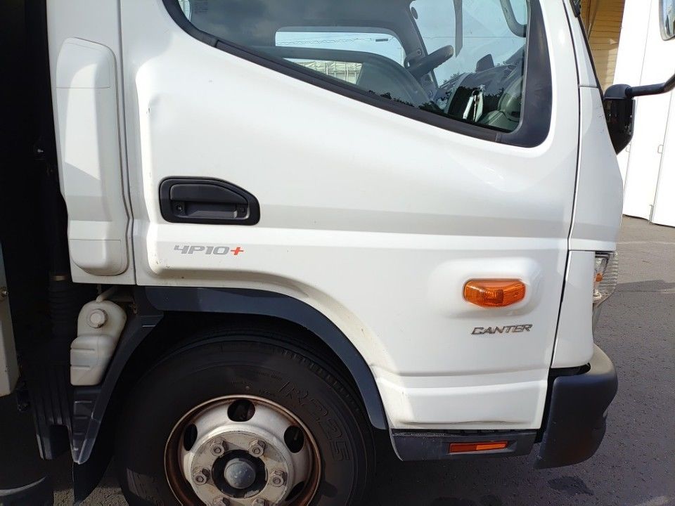 2021 Mitsubishi Fuso Canter auction photo 22