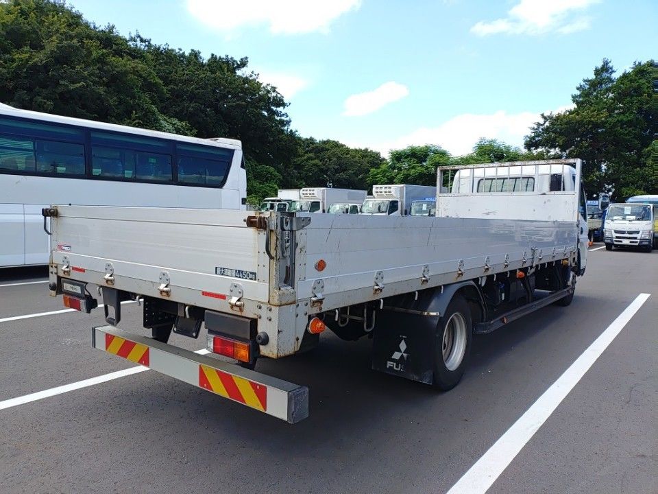 2021 Mitsubishi Fuso Canter auction photo 2