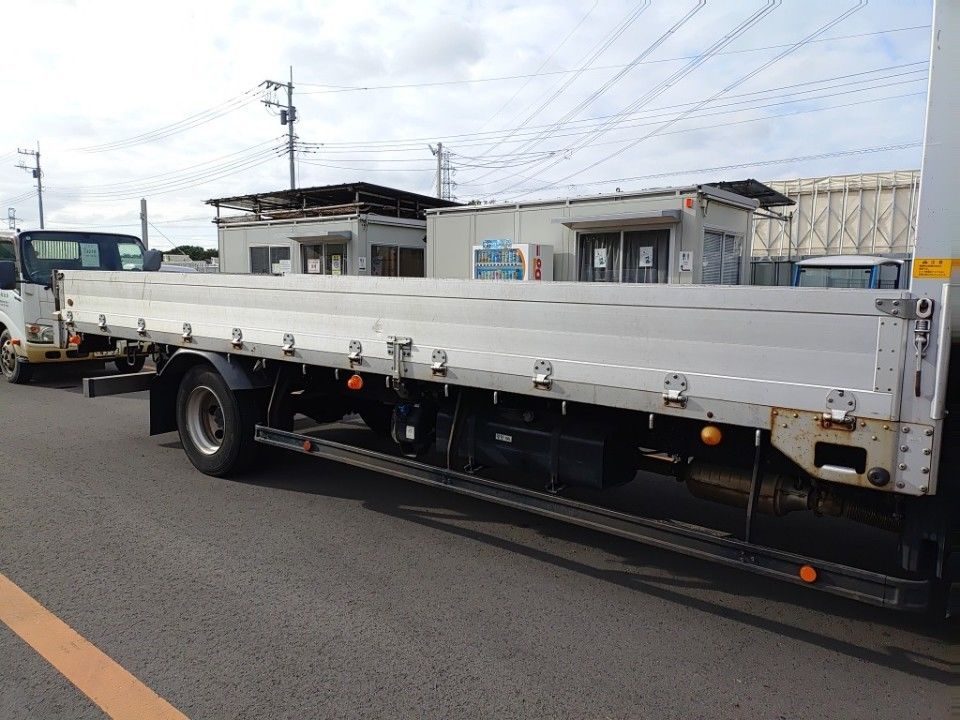 2021 Mitsubishi Fuso Canter auction photo 23