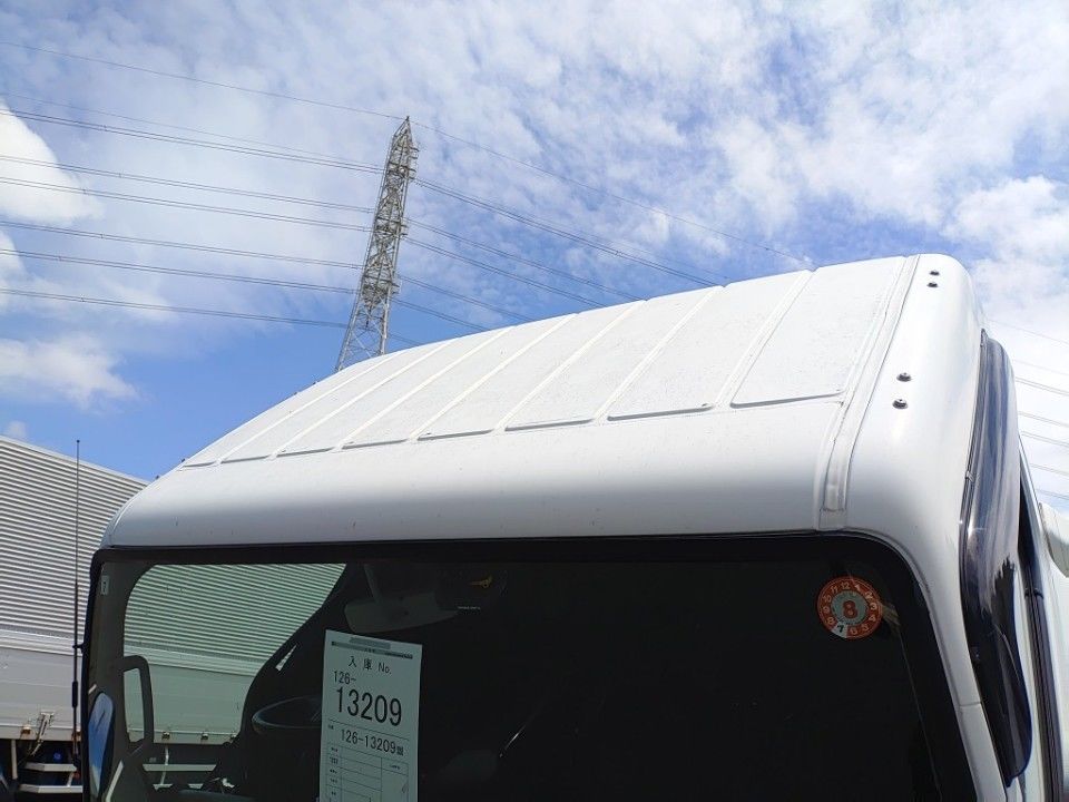 2021 Mitsubishi Fuso Canter auction photo 7