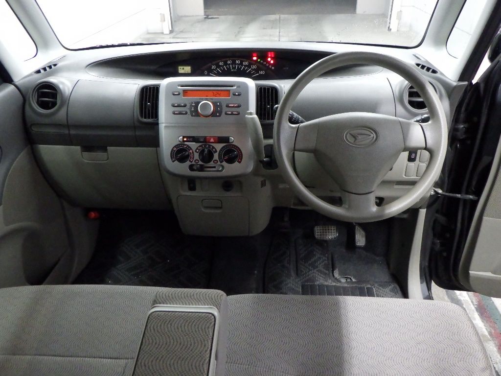 2011 Daihatsu Tanto X auction photo 3