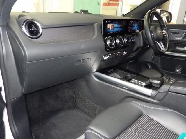 2020 Mercedes-Benz GLA 200 d 4M auction photo 2