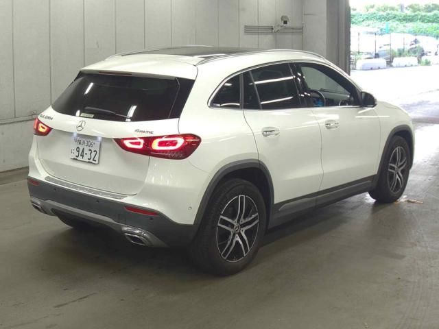 2020 Mercedes-Benz GLA 200 d 4M auction photo 3