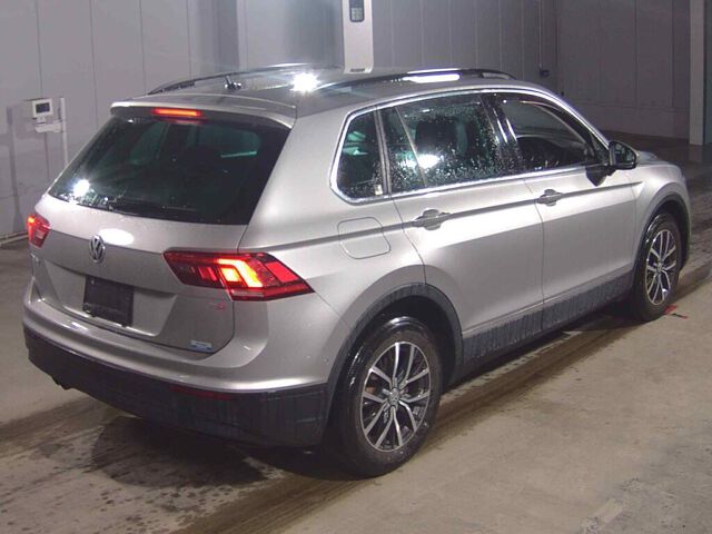 2017 Volkswagen ティグアン TSI Comfortline auction photo 5