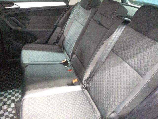 2017 Volkswagen ティグアン TSI Comfortline auction photo 6