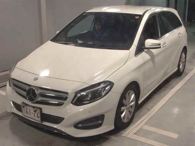 2016 Mercedes-Benz B-Class B180 auction photo 4