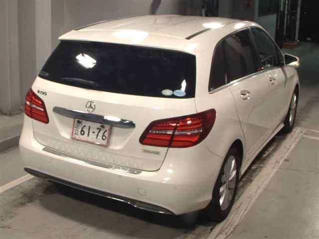 2016 Mercedes-Benz B-Class B180 auction photo 5