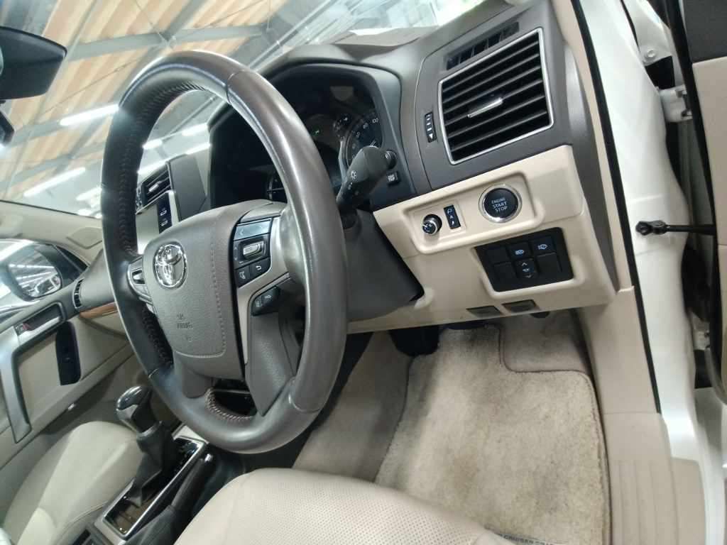 2021 Toyota Land Cruiser Prado TX Lパッケージ 4WD auction photo 9