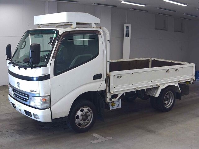 2004 Toyota Dyna auction photo 4