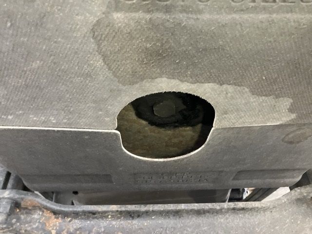 2016 Nissan Diesel クオン Aluminum Wing auction photo 9