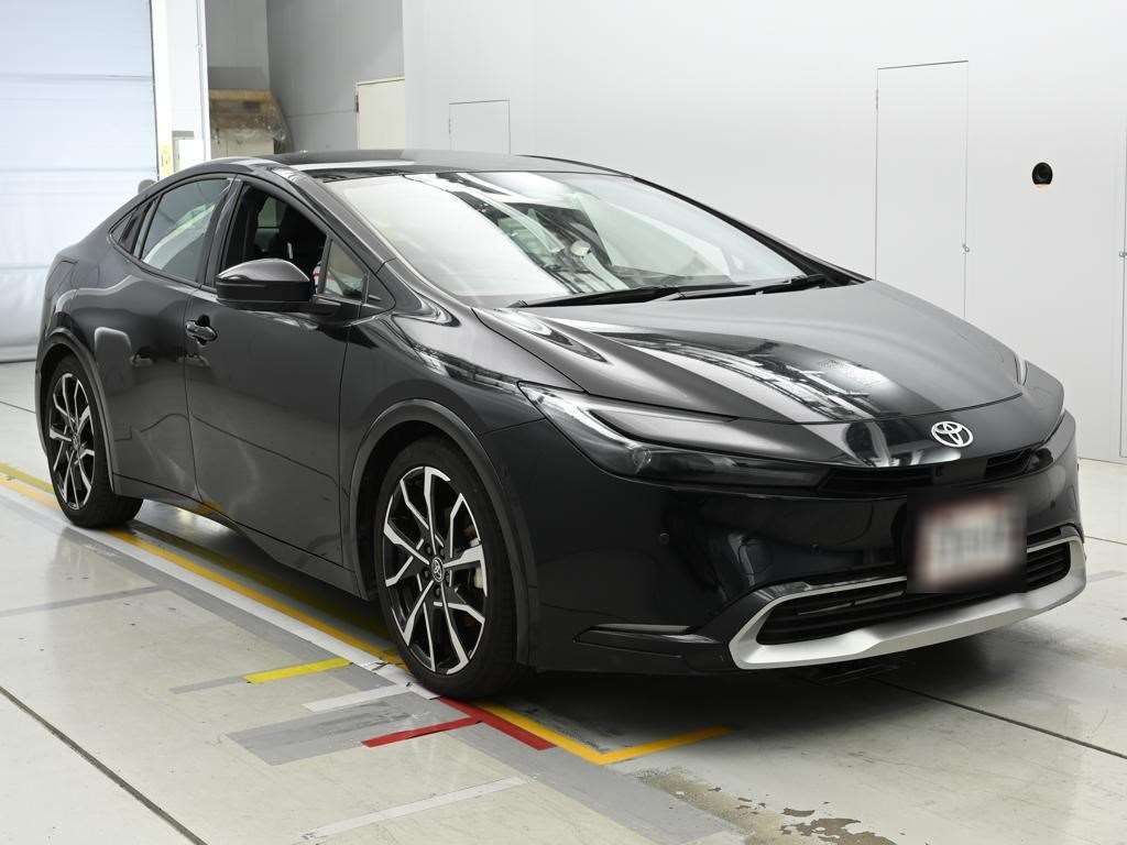 2023 Toyota Prius PHEV Z auction photo 5