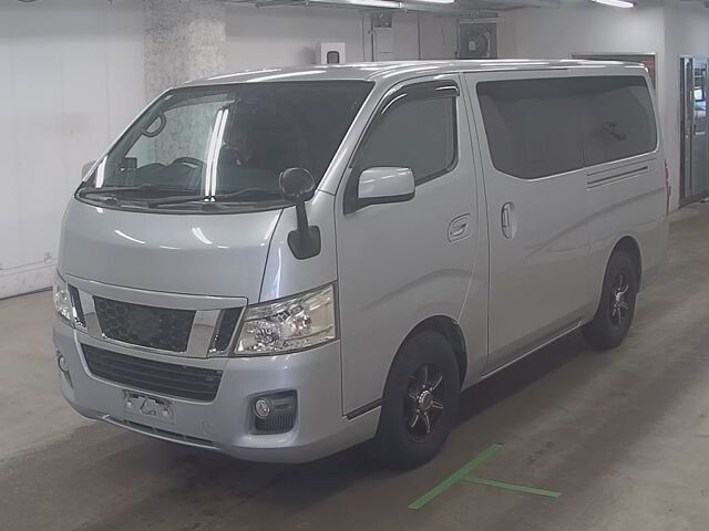 2013 Nissan NV350 Caravan ロングプレミアムGX auction photo 4