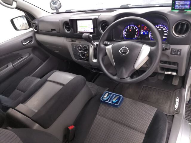 2013 Nissan NV350 Caravan ロングプレミアムGX auction photo 3