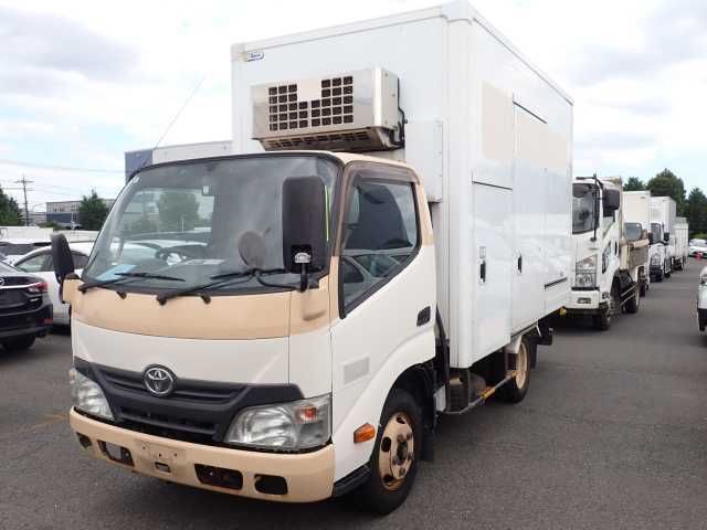 Japan Auction Vehicles 14 2016 Toyota Dyna 1.65t 冷凍 auction photo