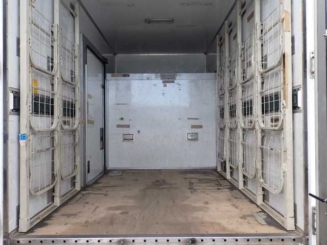 2016 Toyota Dyna 1.65t 冷凍 auction photo 3